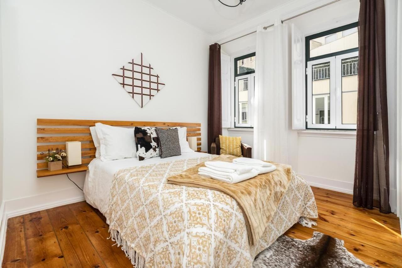 Rustic M2 R1 - Amazing Double Room With Shared Bathroom Lisboa Екстериор снимка