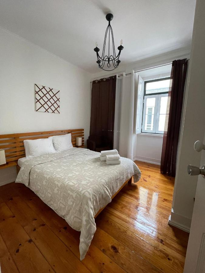 Rustic M2 R1 - Amazing Double Room With Shared Bathroom Lisboa Екстериор снимка
